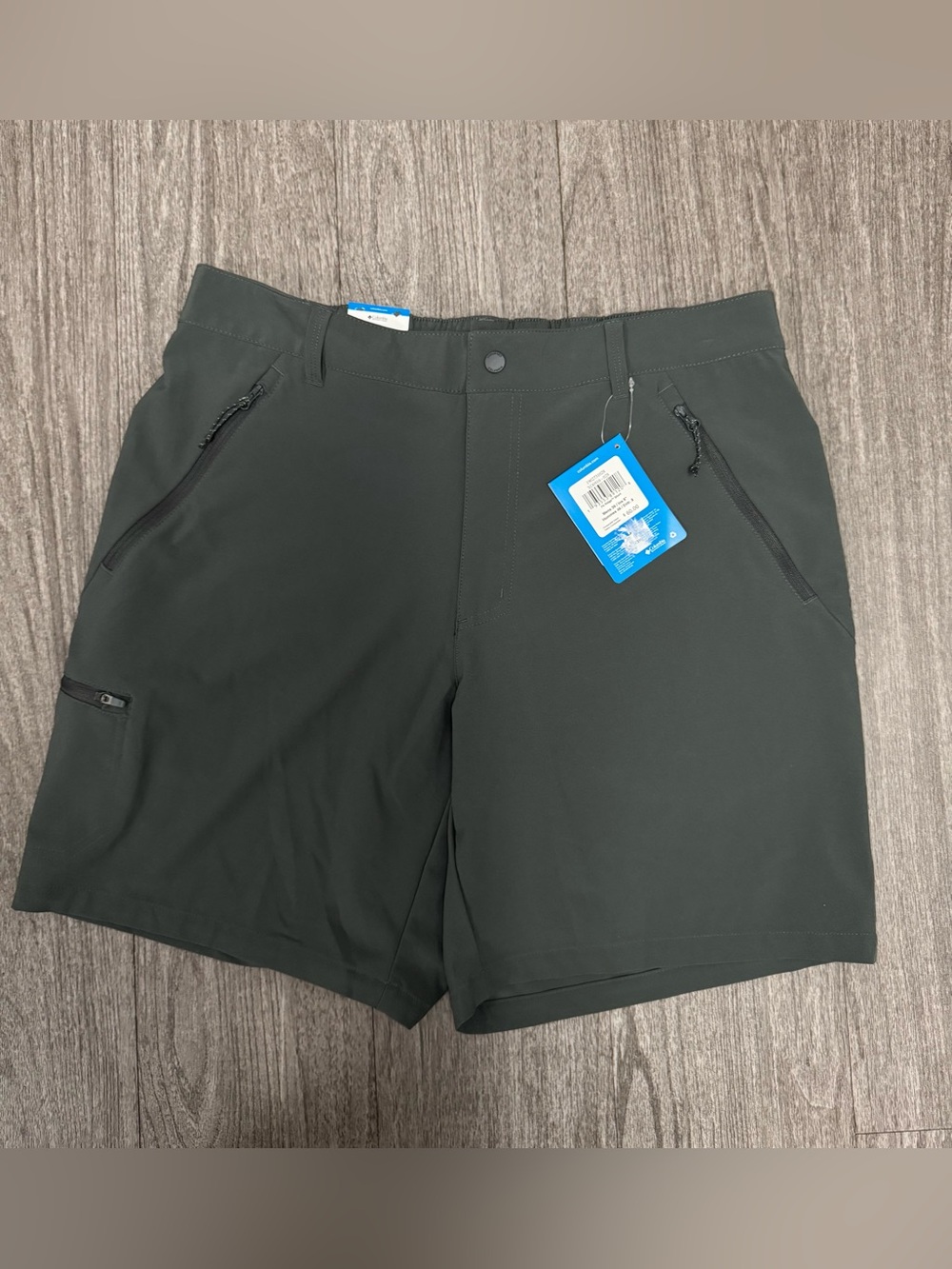 Columbia Men's Dark Green Performance Shorts